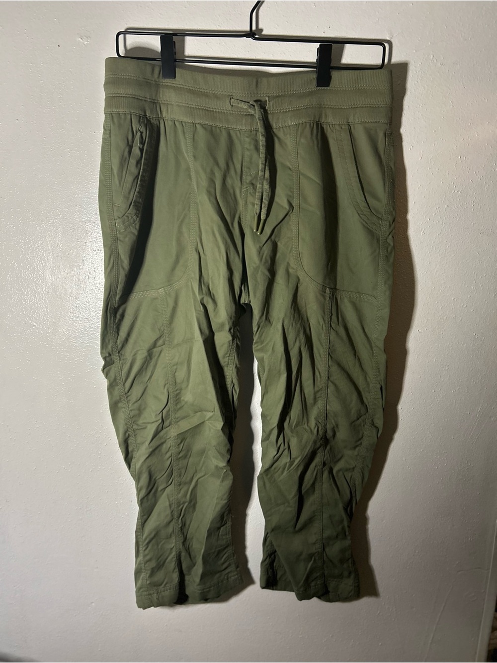 The North Face Olive Green Drawstring Capri Pants Size M